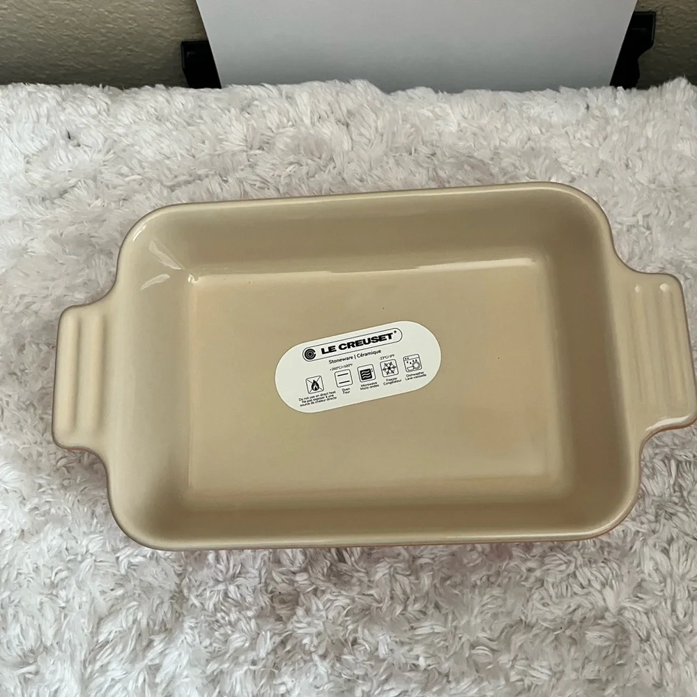 Le Creuset Rectangular Dish Flame 18cm NEW